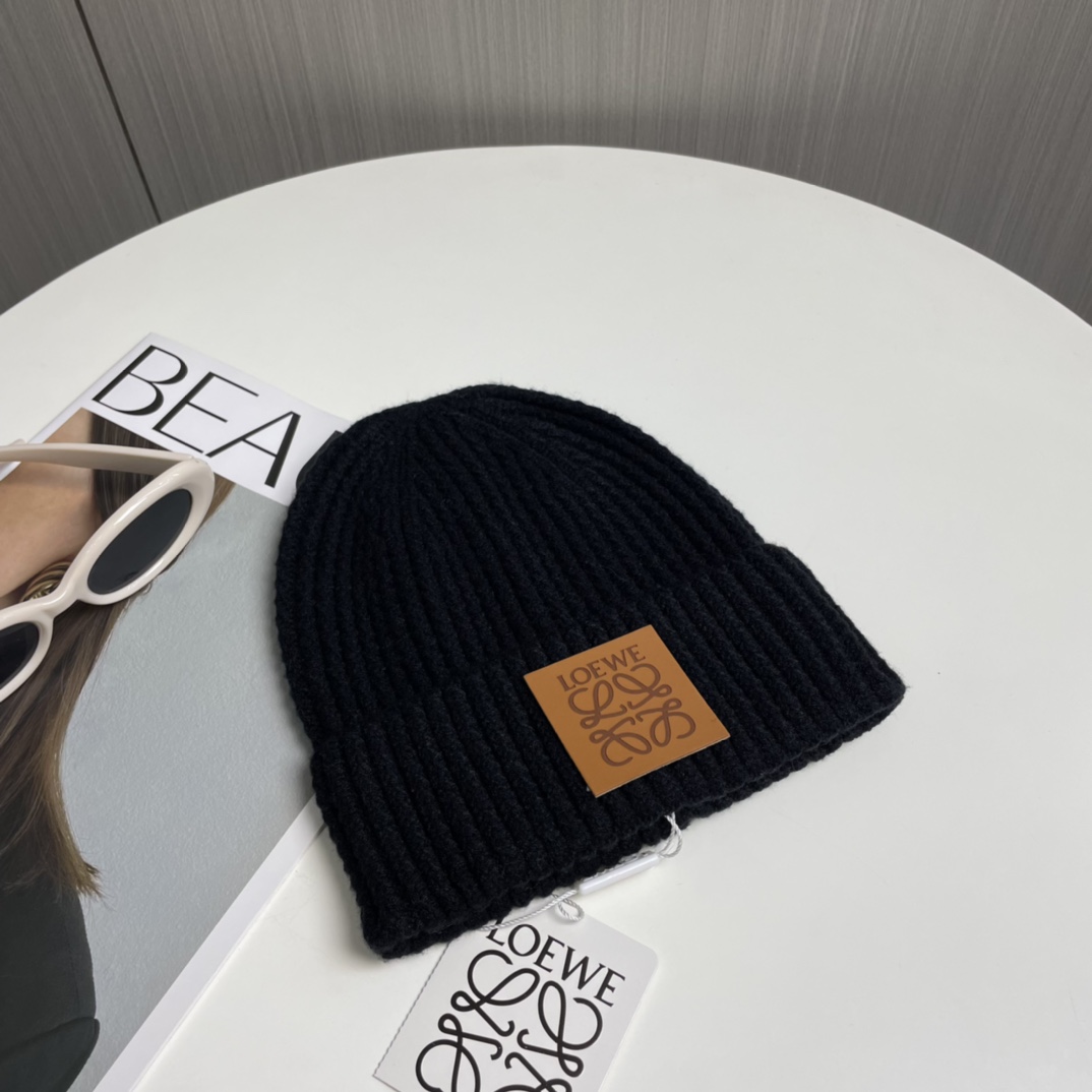 Loewe Beanie - EUR FASHION