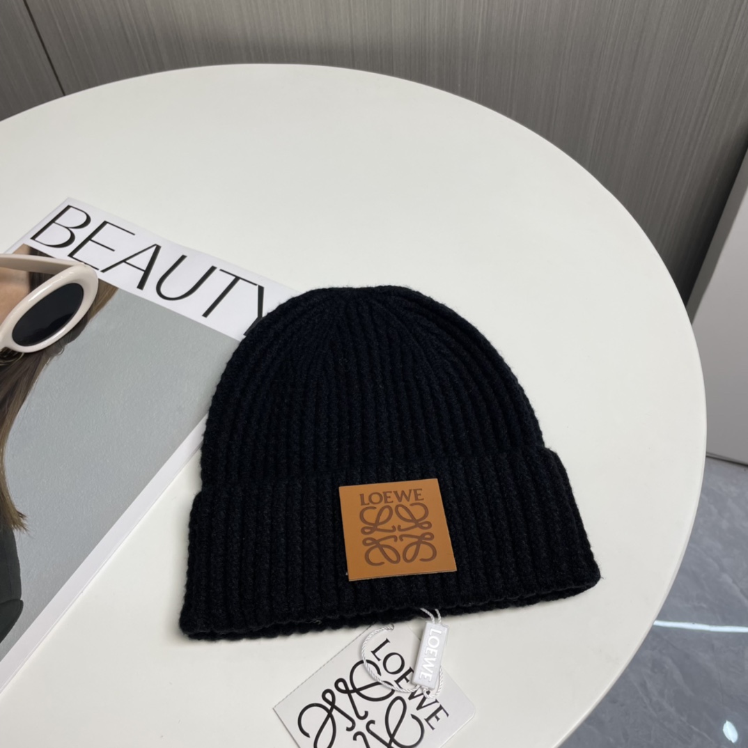 Loewe Beanie - EUR FASHION