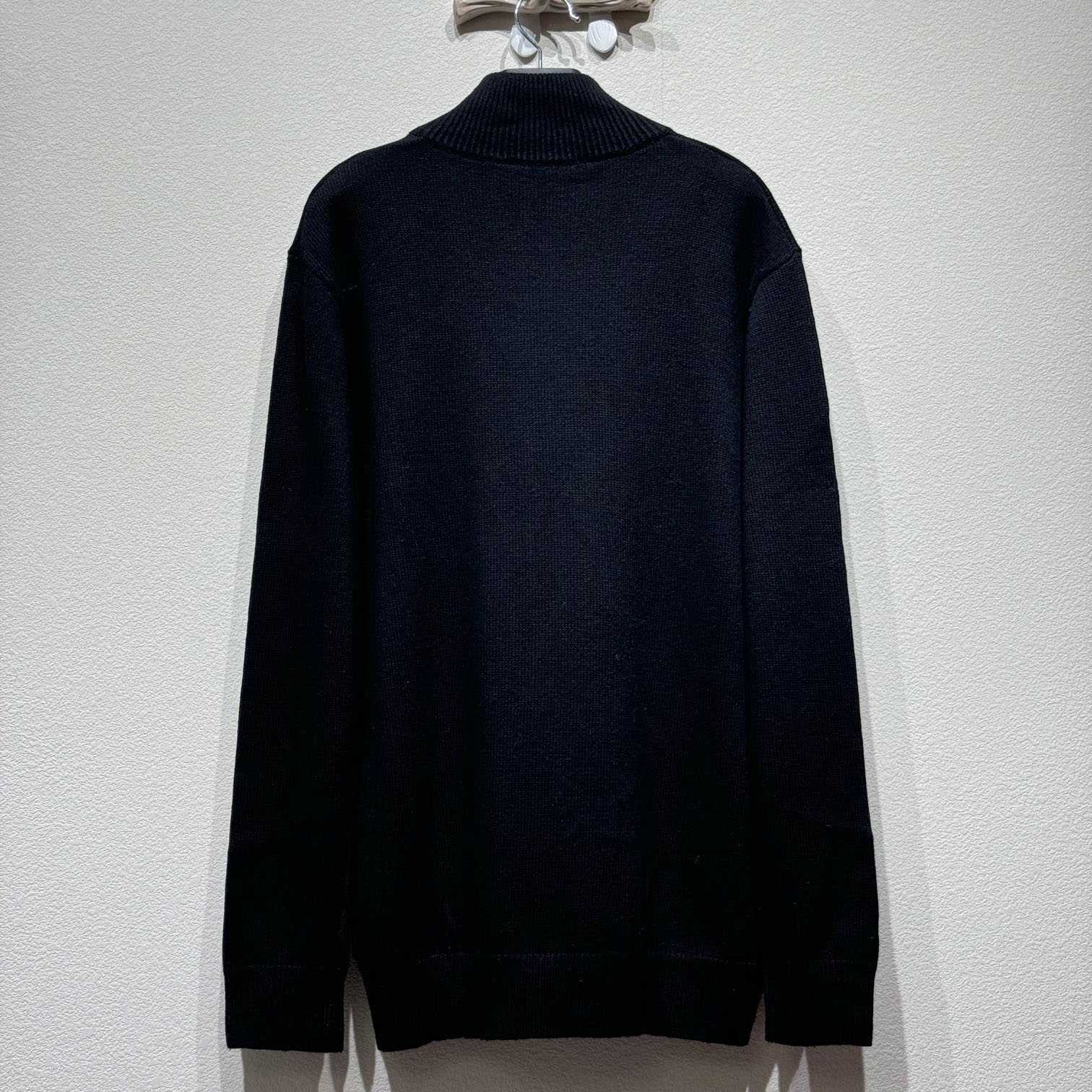 Prada Logo-embroidered Cashmere Cardigan - EUR FASHION