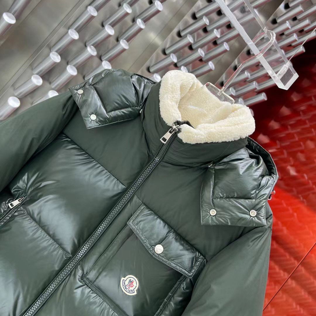 Moncler Bayuda Puffer Jacket Green - EUR FASHION