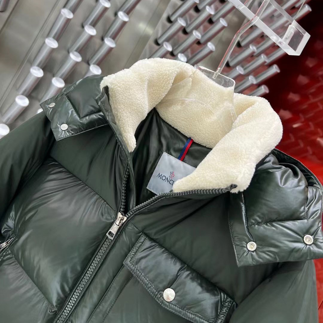 Moncler Bayuda Puffer Jacket Green - EUR FASHION