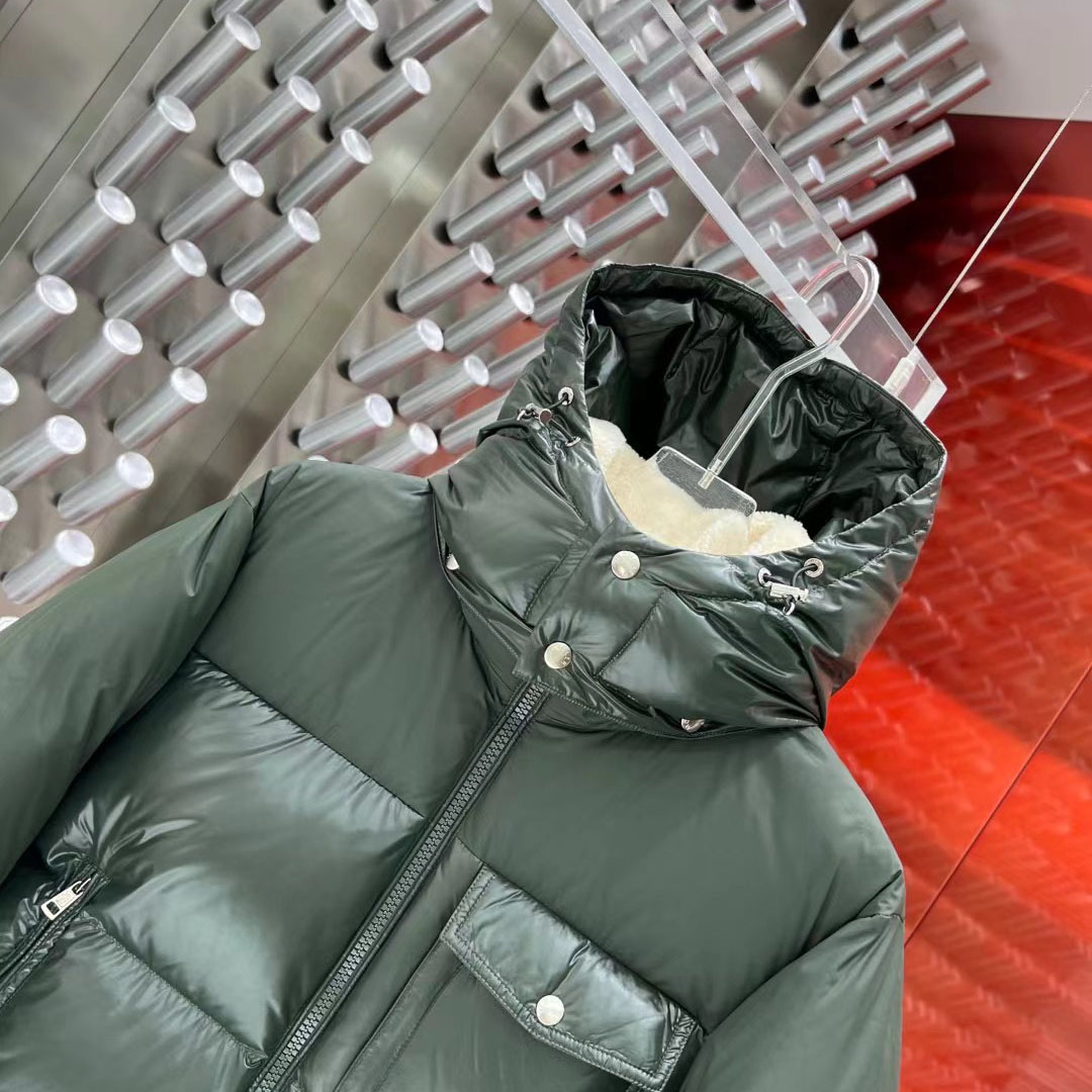 Moncler Bayuda Puffer Jacket Green - EUR FASHION