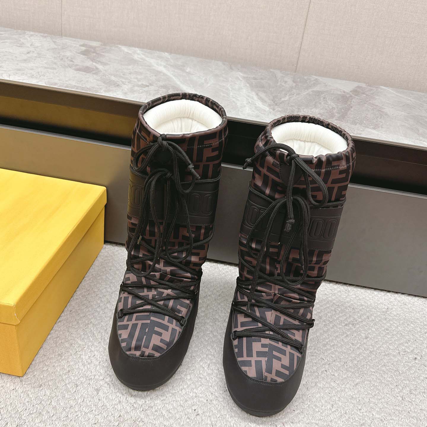 Fendi FF Motif Moon Boots - EUR FASHION