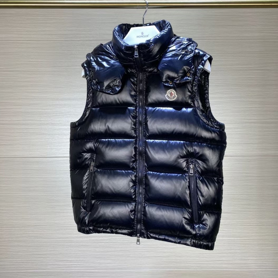 Moncler Bormes Vest - EUR FASHION