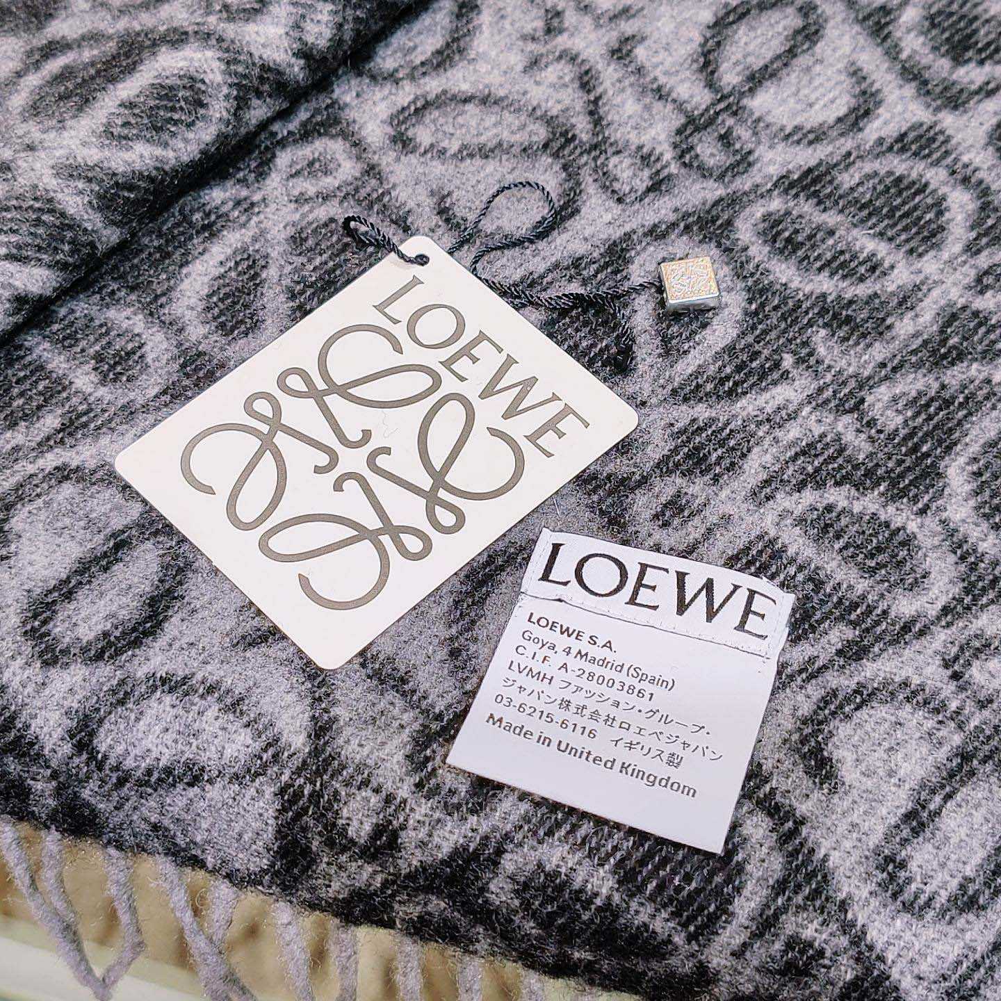 Loewe Anagram Scarf  - EUR FASHION