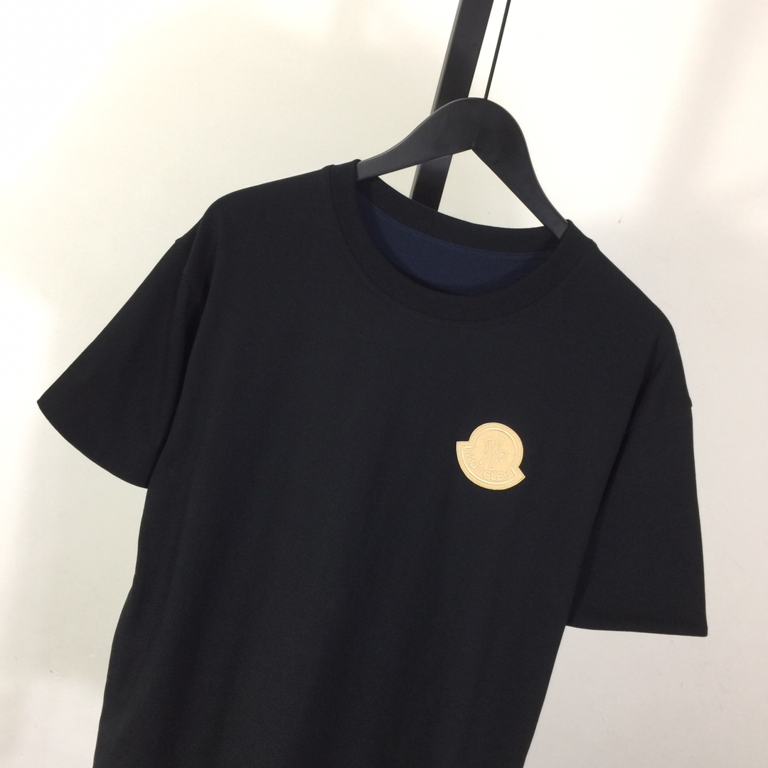 Moncler Reversible T-shirt - EUR FASHION