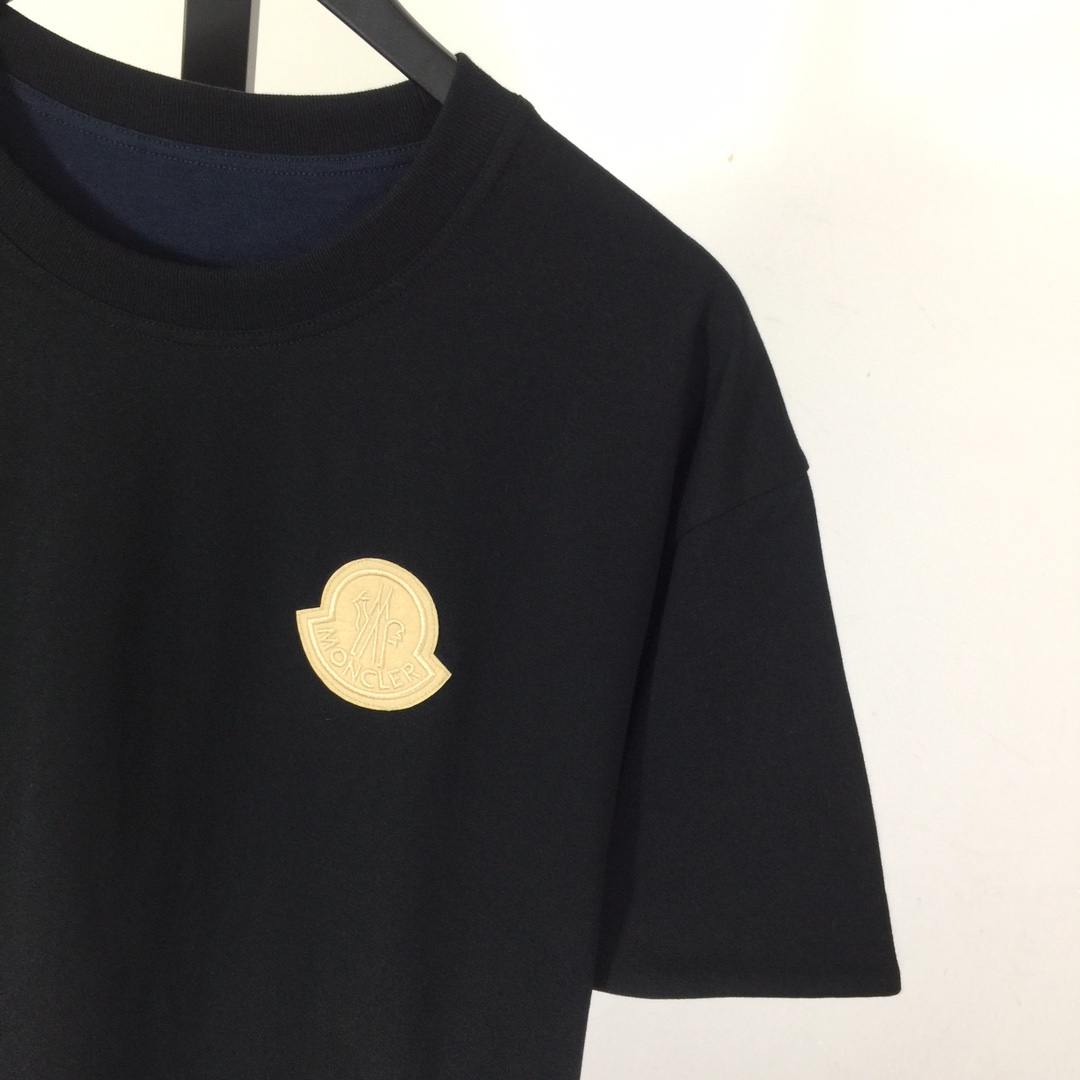 Moncler Reversible T-shirt - EUR FASHION