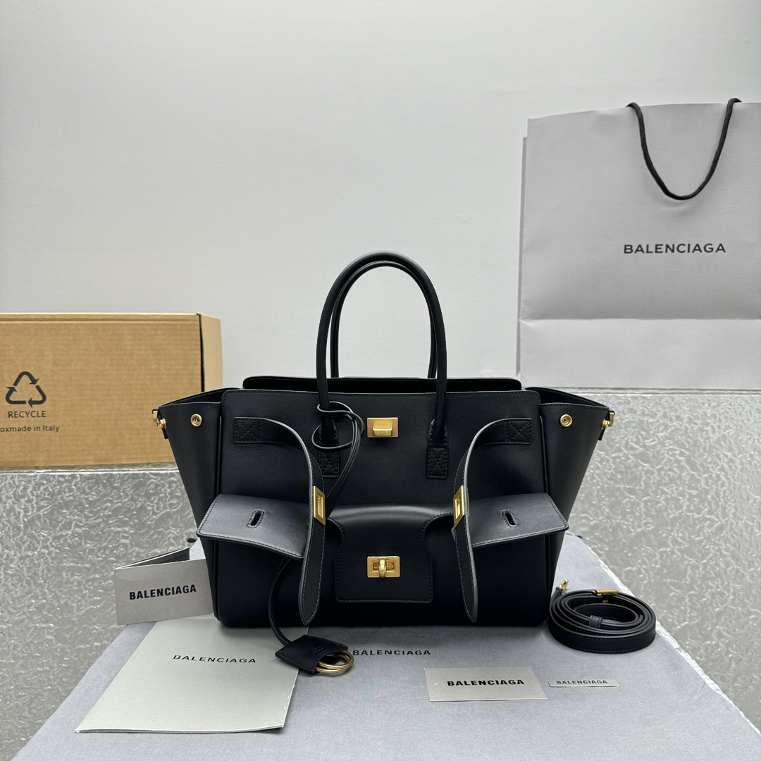 Balenciaga Bel Air Small Carry All Bag in black - EUR FASHION