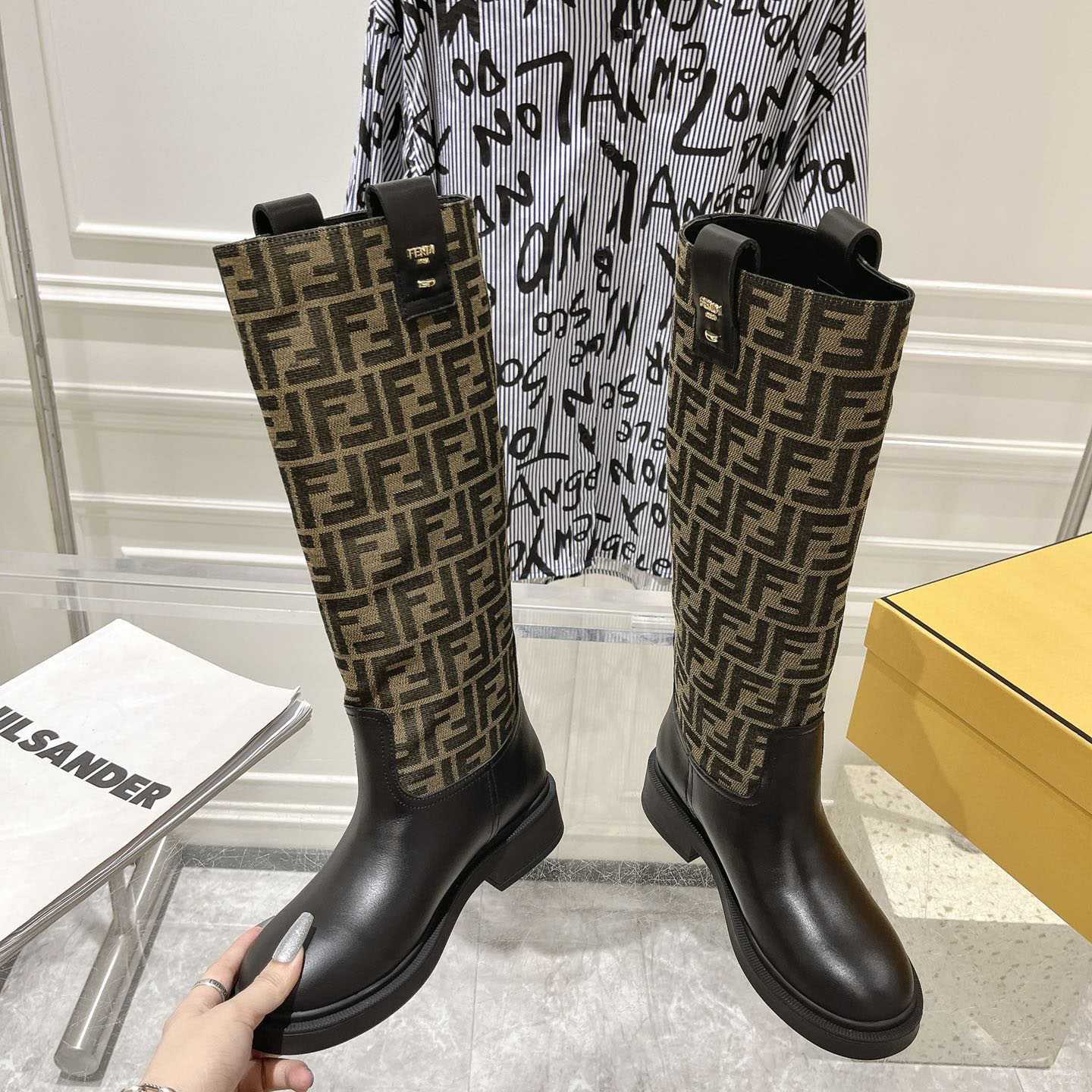 Fendi Boots - EUR FASHION