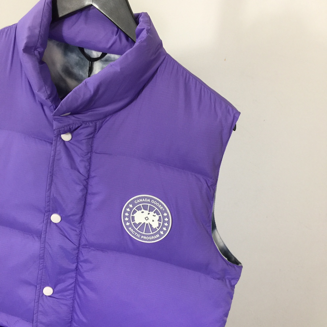 Canada Goose Down Vest - EUR FASHION