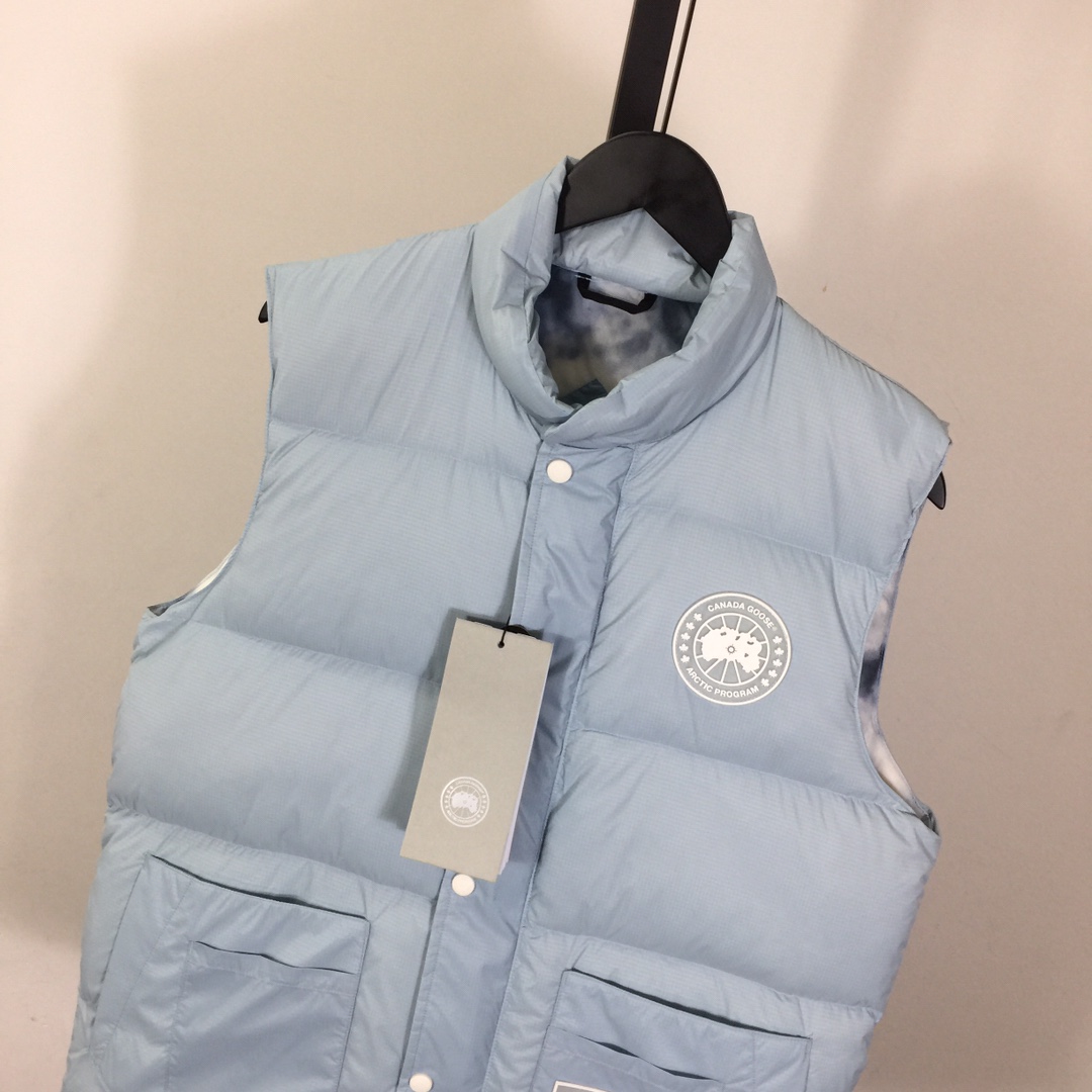 Canada Goose Down Vest - EUR FASHION