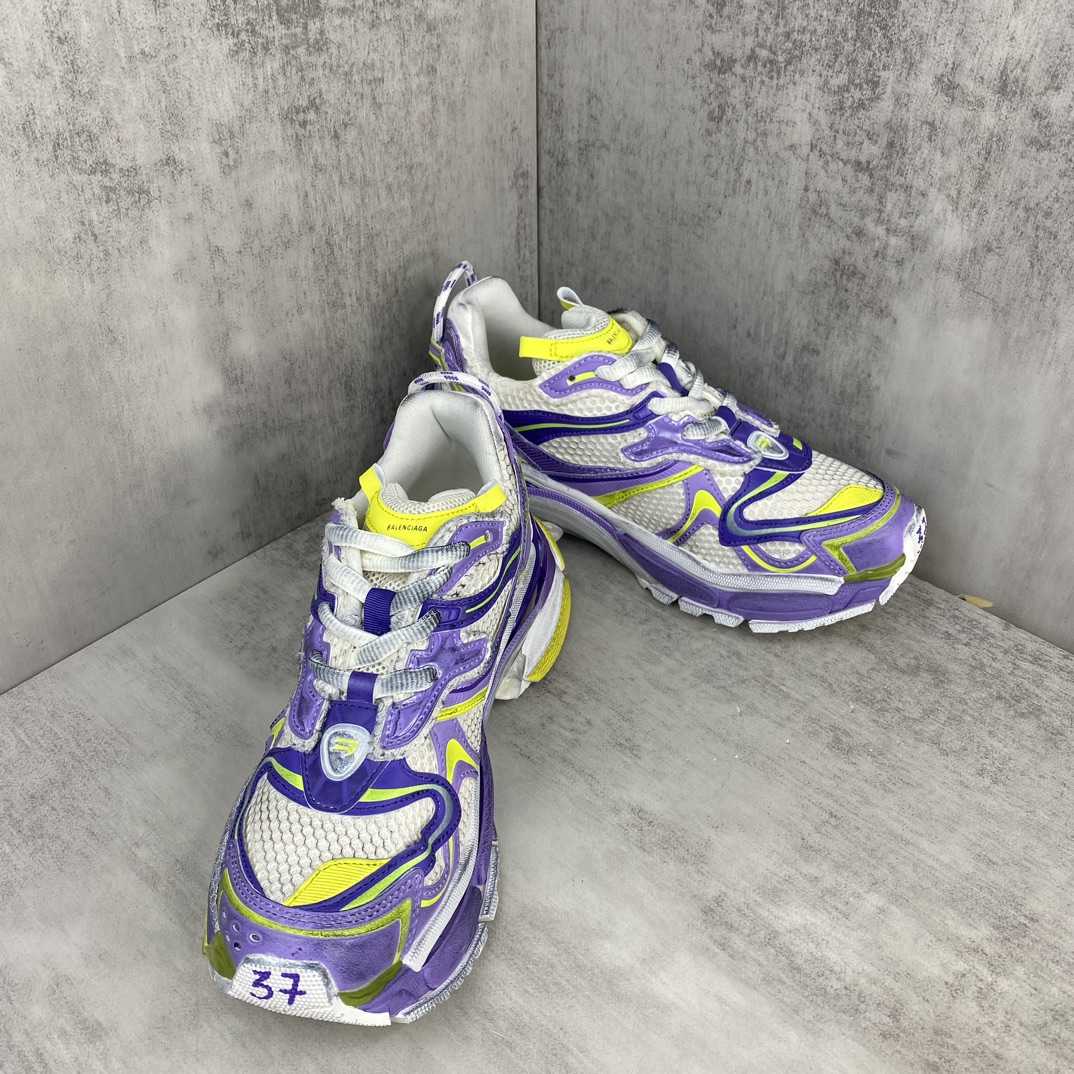 Balenciaga Runner 2.0 Sneaker  - EUR FASHION