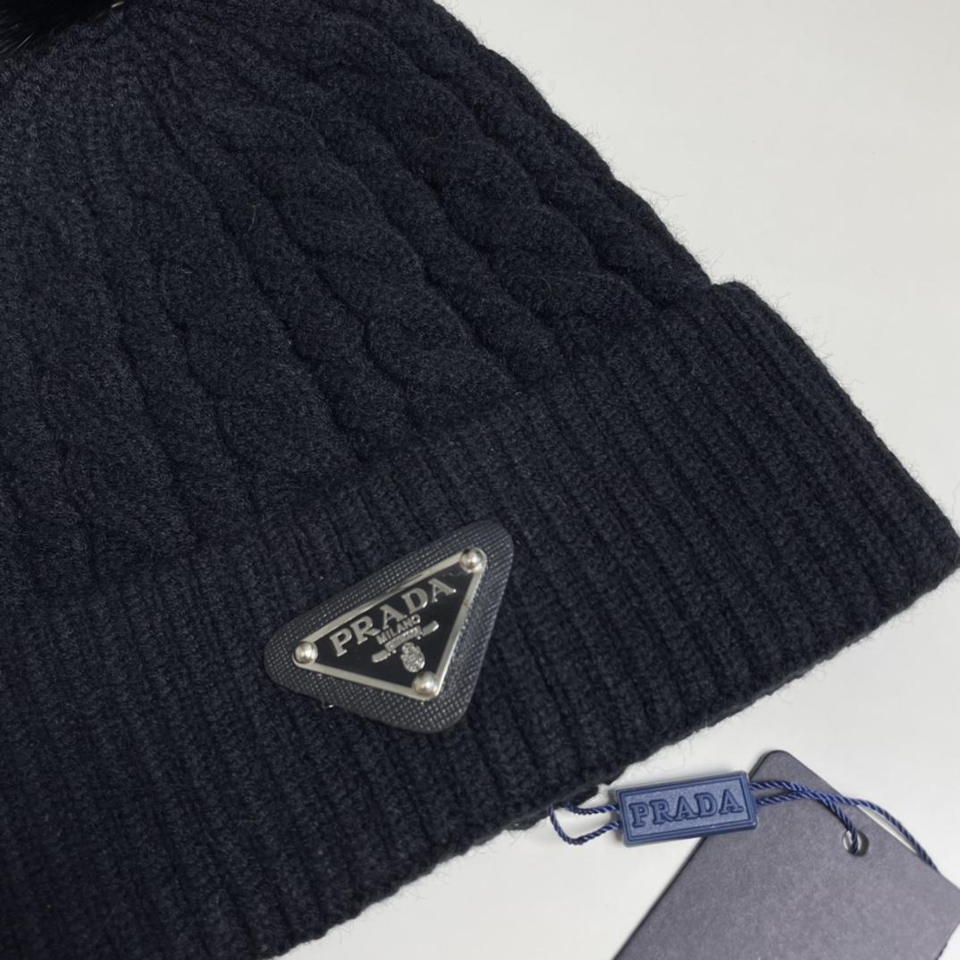 Prada Beanie - EUR FASHION