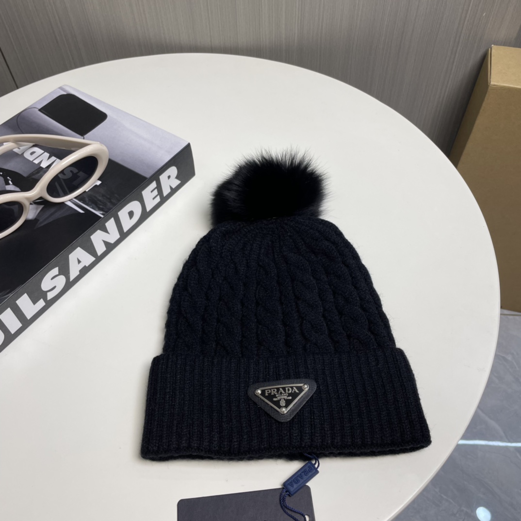 Prada Beanie - EUR FASHION