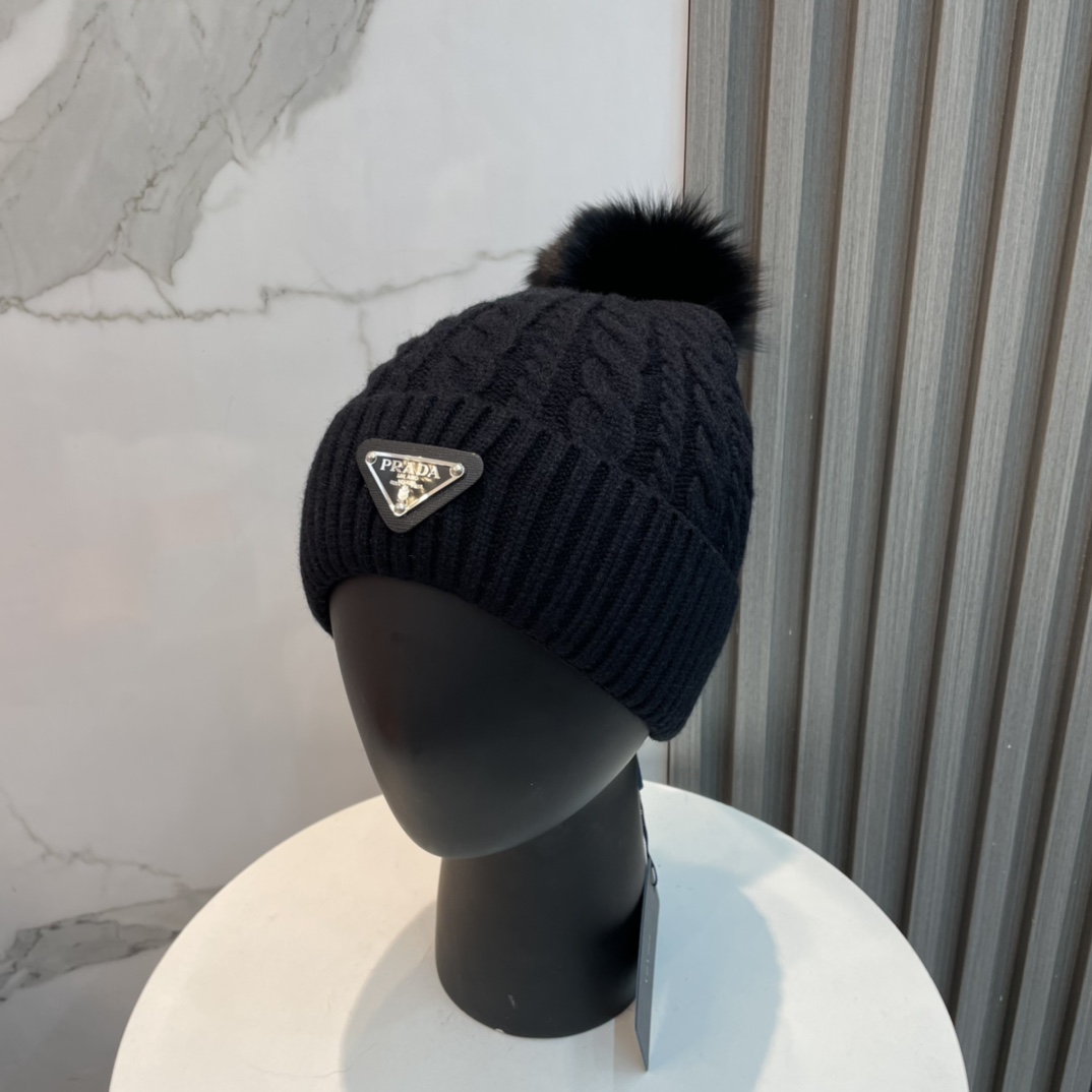 Prada Beanie - EUR FASHION