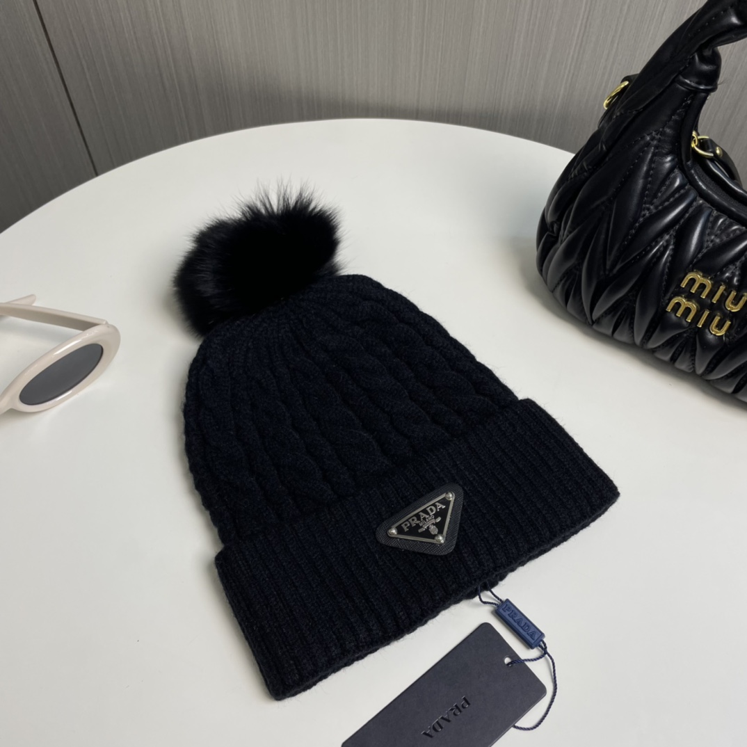 Prada Beanie - EUR FASHION