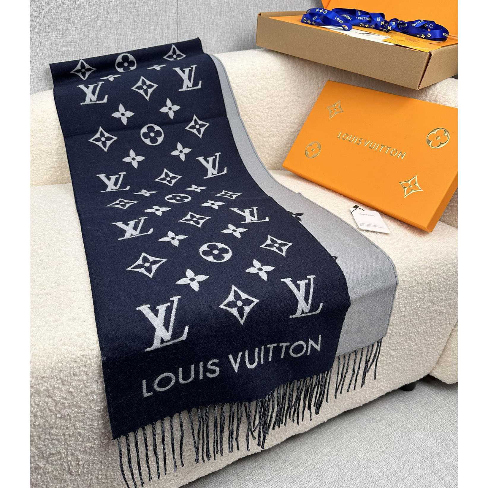 Louis Vuitton All About Monogram Scarf  M79130 - EUR FASHION