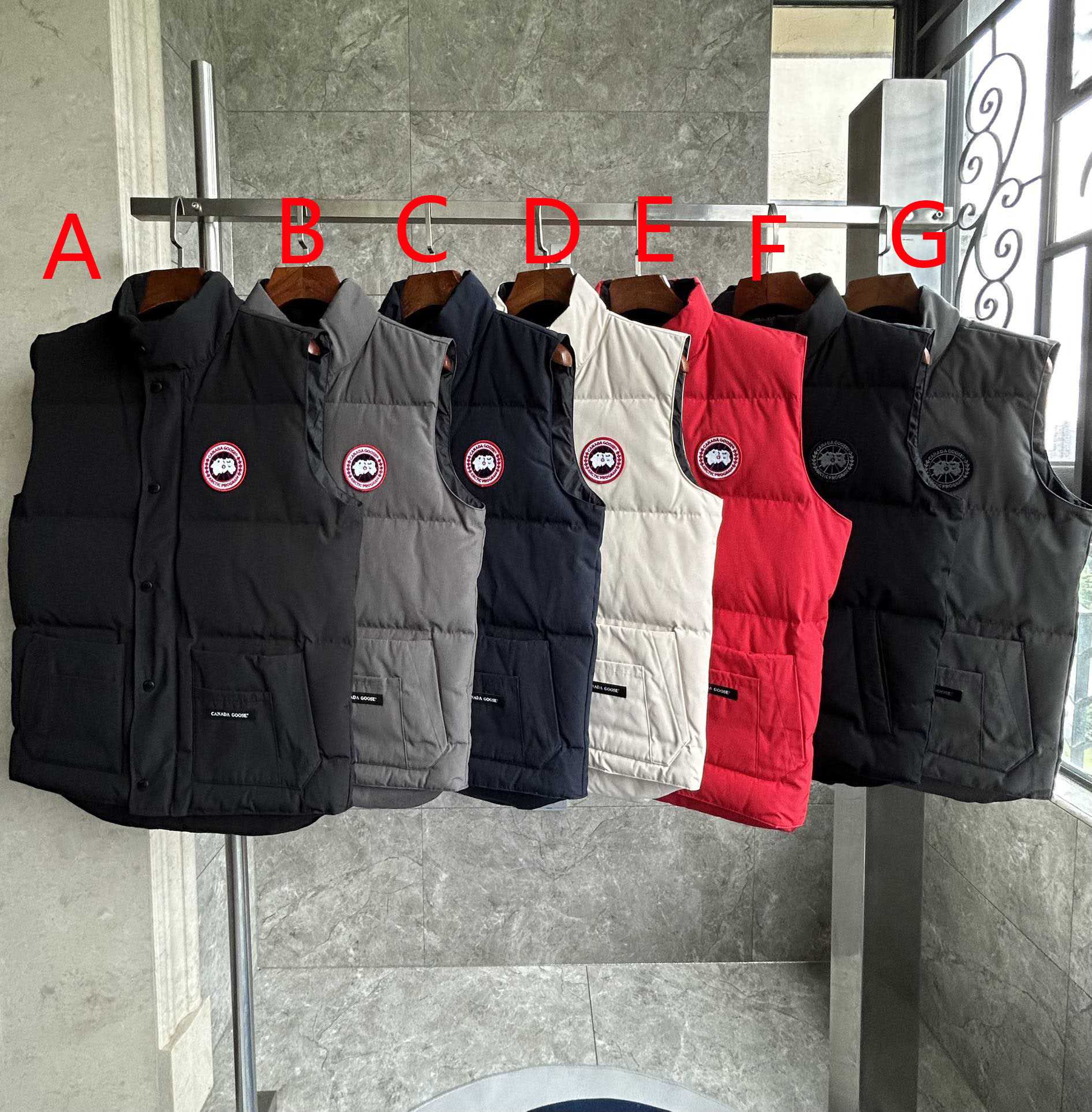 Canada Goose Red Label Down Vest - EUR FASHION