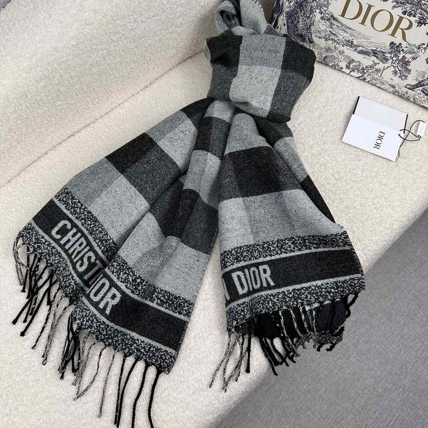 Dior Check'N'Dior Scarf - EUR FASHION