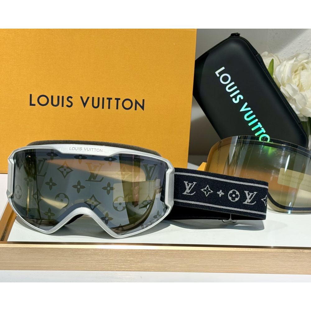 Louis Vuitton LV Snow Mask     - EUR FASHION