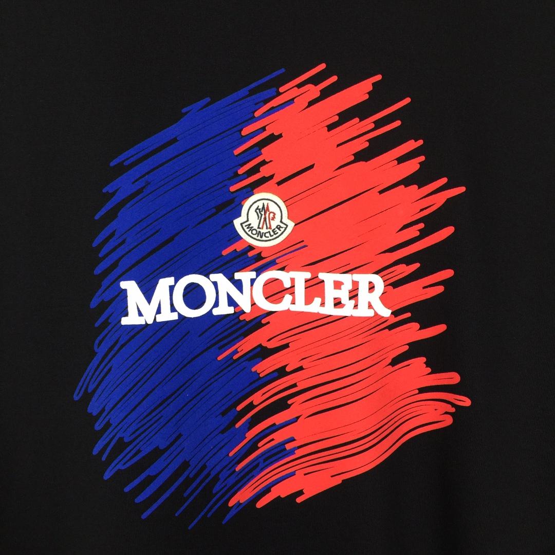 Moncler Logo T-Shirt - EUR FASHION