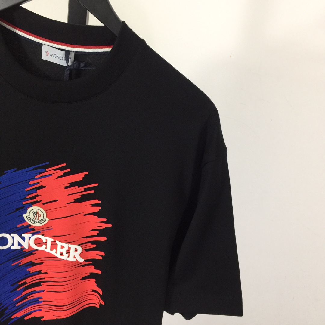 Moncler Logo T-Shirt - EUR FASHION