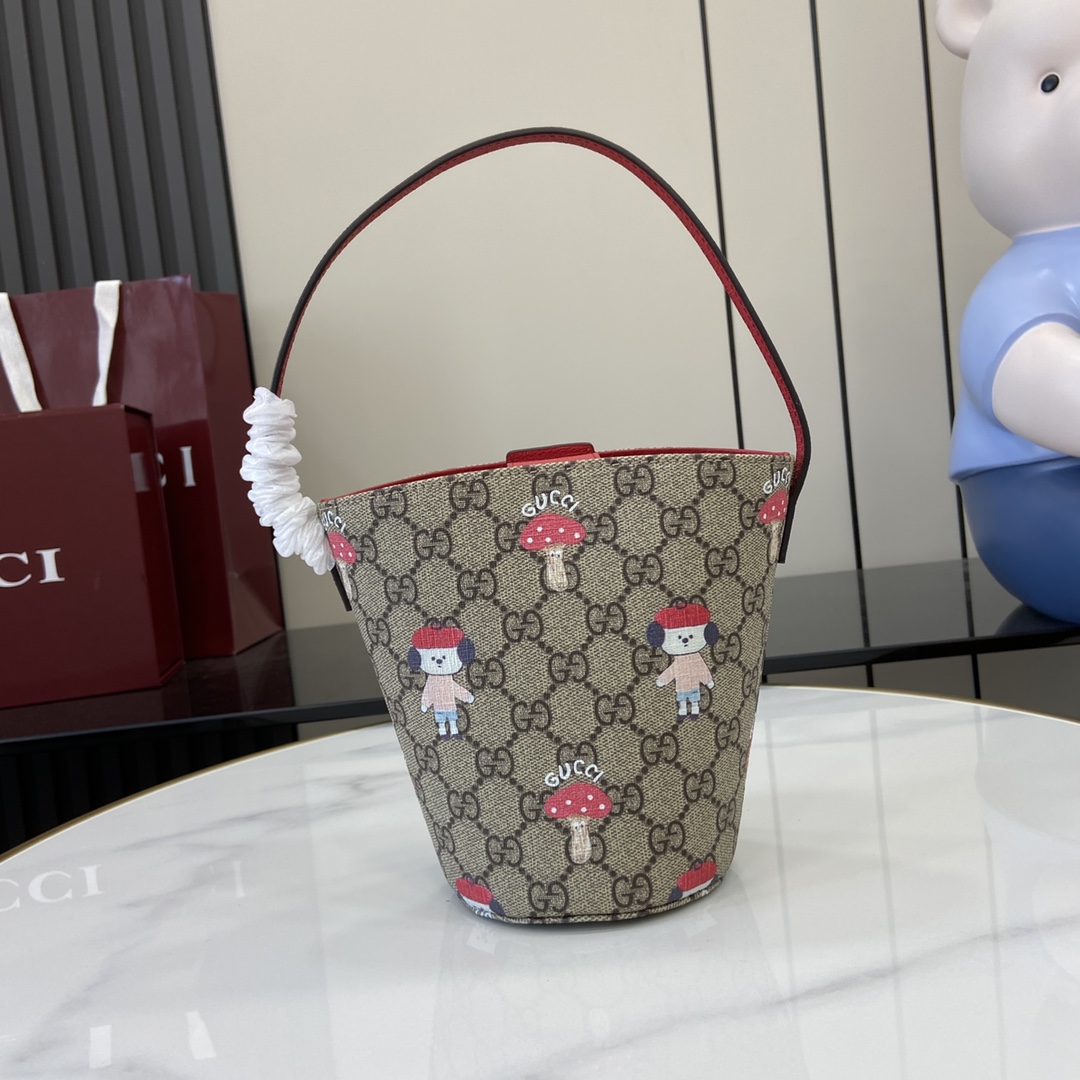 Gucci Children's Printed GG Bucket Bag  - EUR FASHION