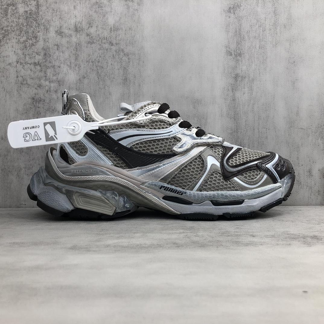 Balenciaga Runner 2.0 Sneaker In Beige Mesh And Polyurethane - EUR FASHION