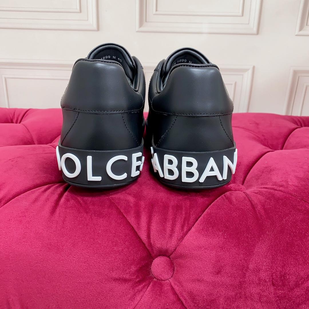 Dolce & Gabbana Logo Printed Portofino Sneakers - EUR FASHION