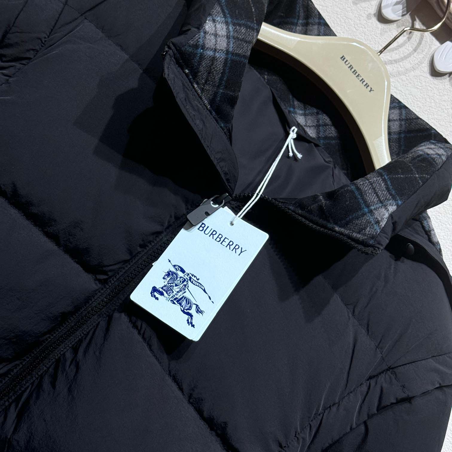 Burberry Detachable Sleeve Nylon Bideford Puffer Jacket - EUR FASHION