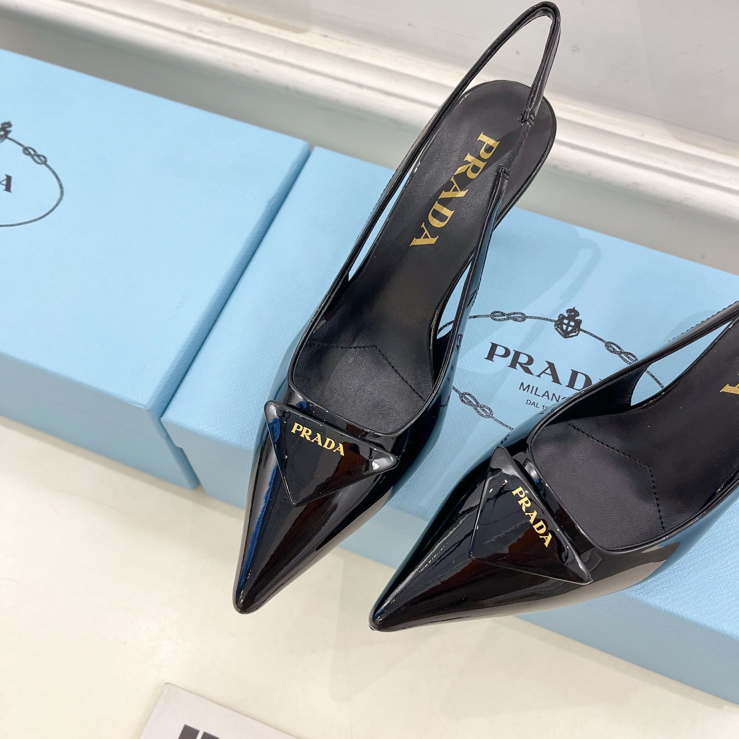 Prada 75m Patent Leather Slingback Pumps - EUR FASHION