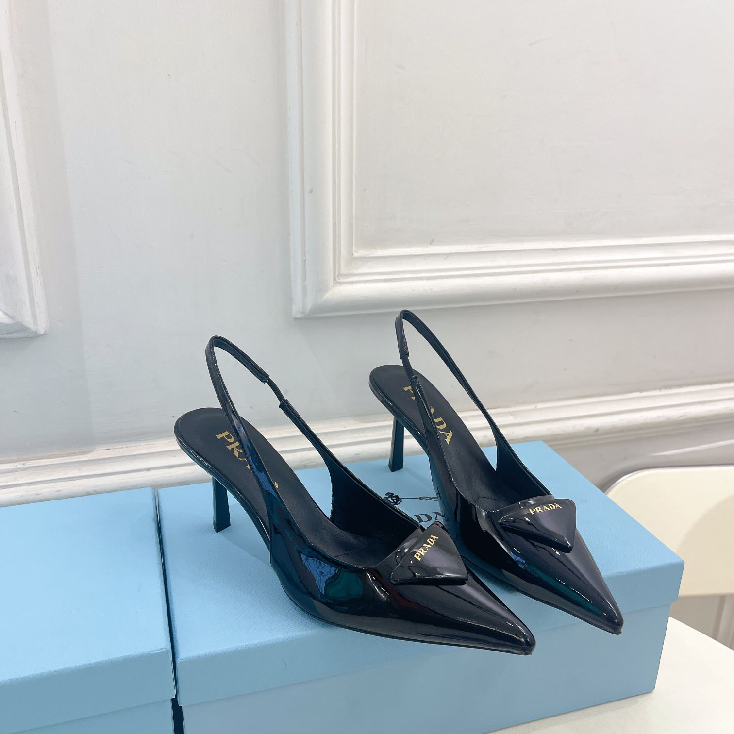 Prada 75m Patent Leather Slingback Pumps - EUR FASHION