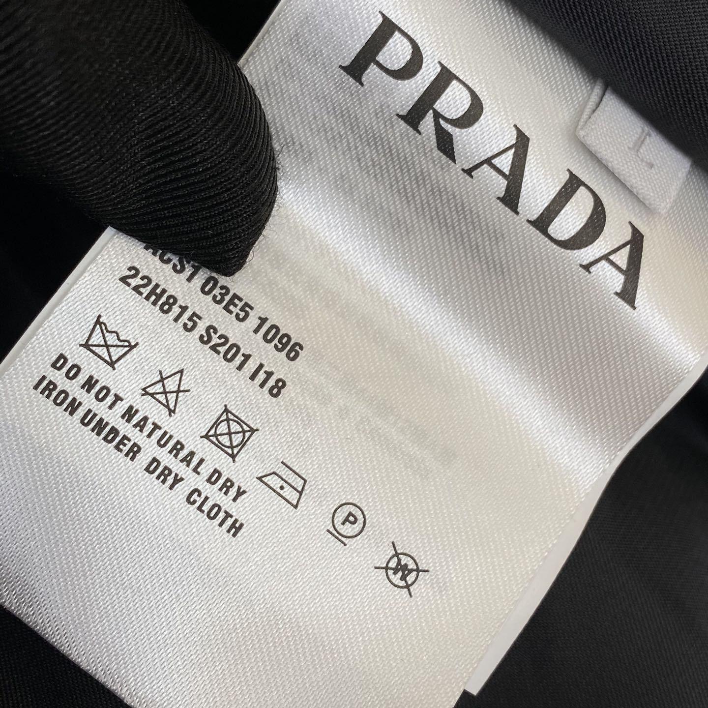 Prada Gewatteerd Denim Bomberjack - EUR FASHION