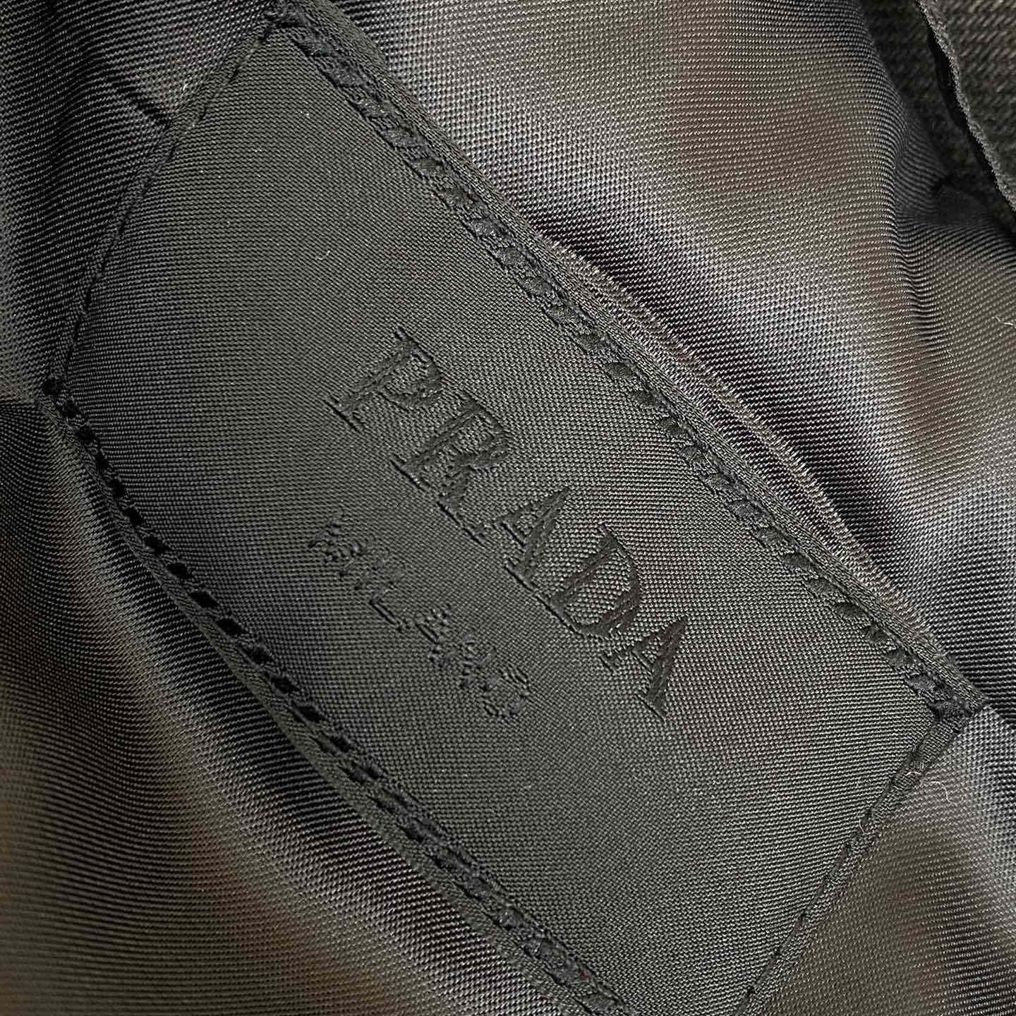 Prada Gewatteerd Denim Bomberjack - EUR FASHION