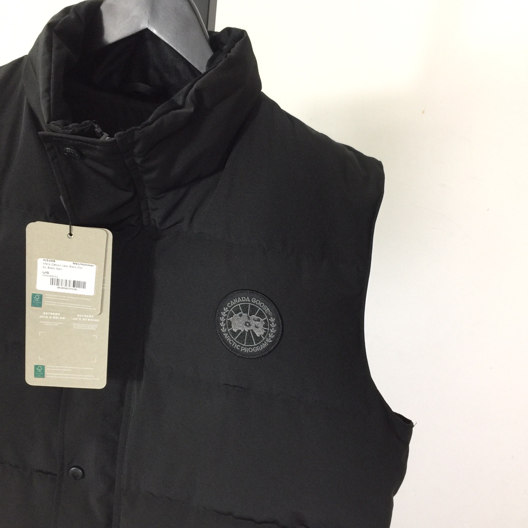 Canada Goose Black Label Down Vest - EUR FASHION