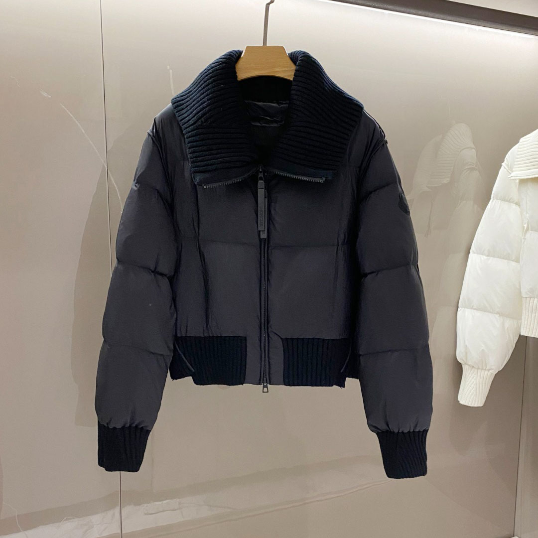 Moncler Jadeite Short Down Jacket - EUR FASHION