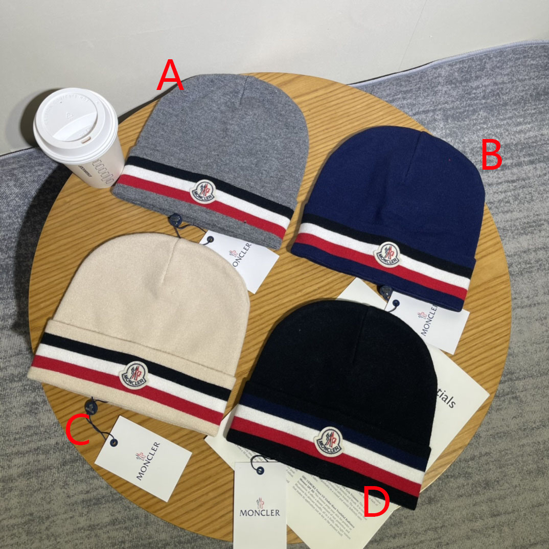 Moncler Beanie  - EUR FASHION