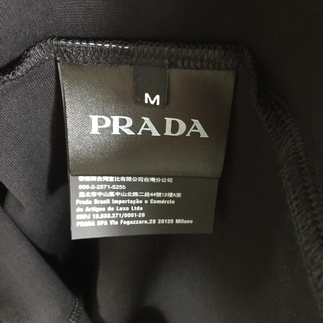 Prada Logo T-Shirt - EUR FASHION