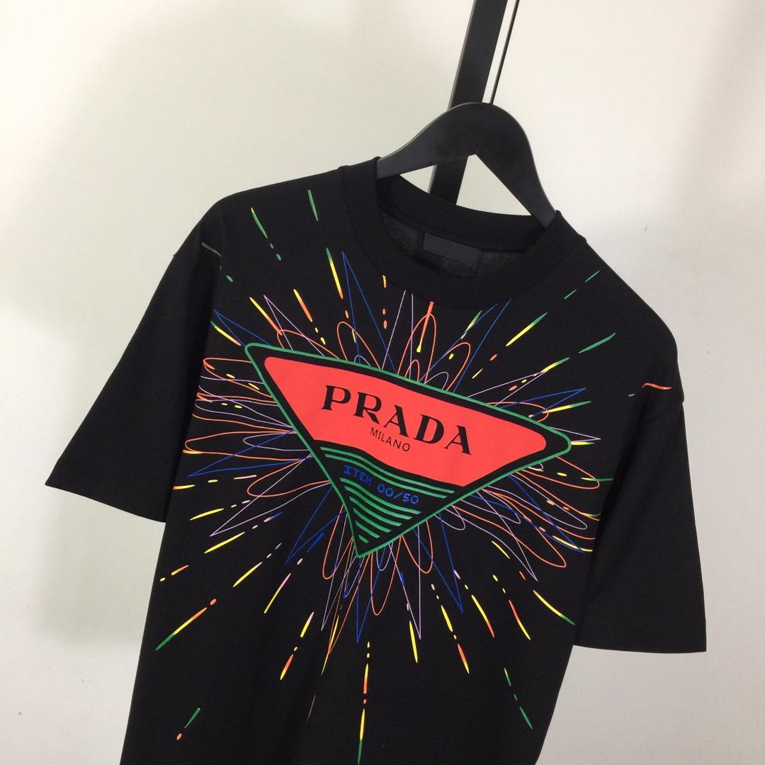 Prada Logo T-Shirt - EUR FASHION