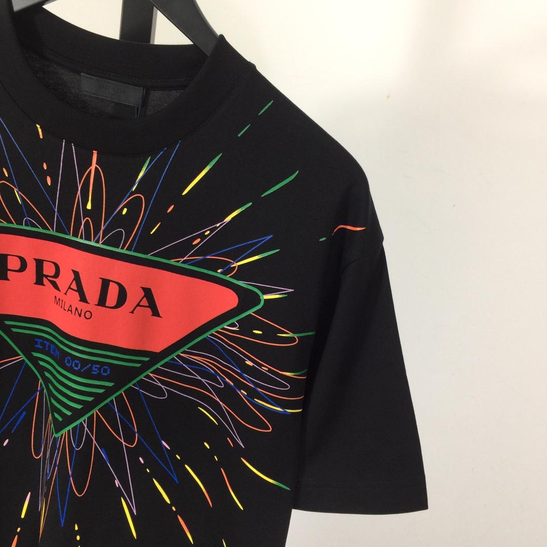 Prada Logo T-Shirt - EUR FASHION