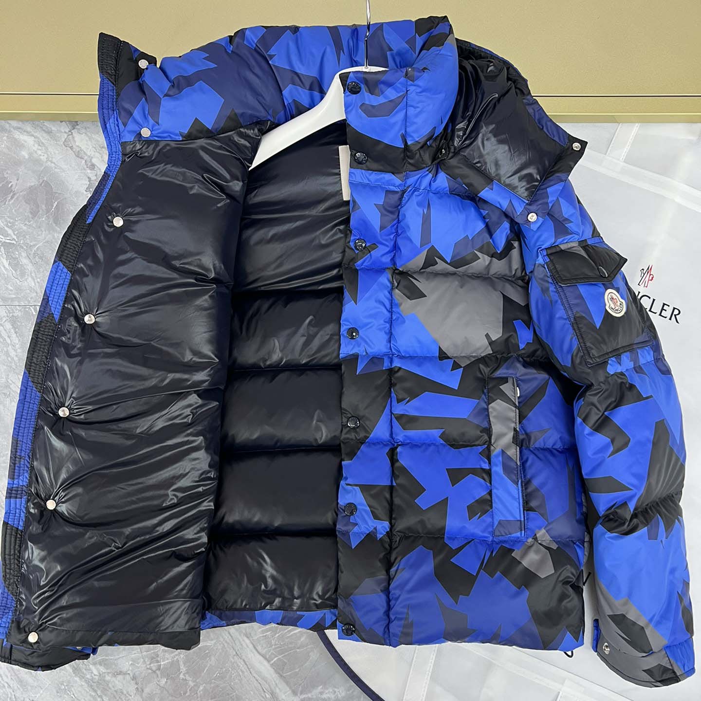 Moncler Mosa Padded Down Jacket - EUR FASHION