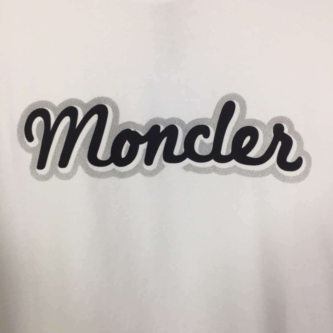 Moncler Logo T-Shirt - EUR FASHION