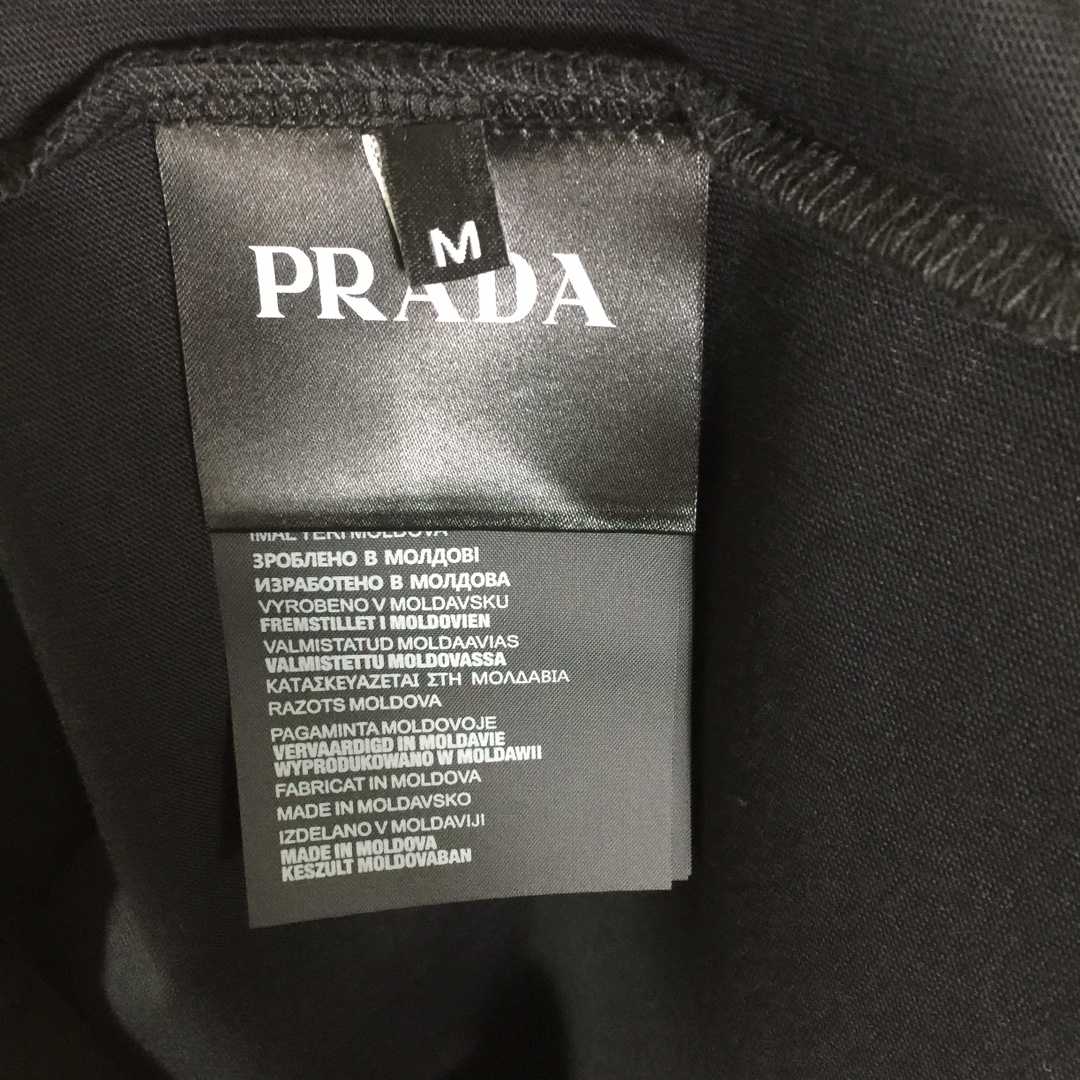 Prada Cotton  T-shirt  - EUR FASHION