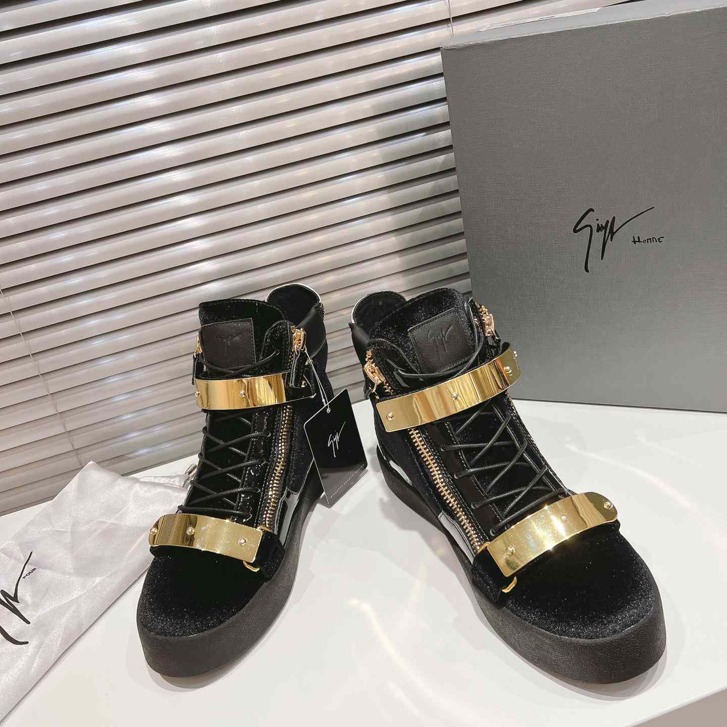 Giuseppe Zanotti Sneakers - EUR FASHION