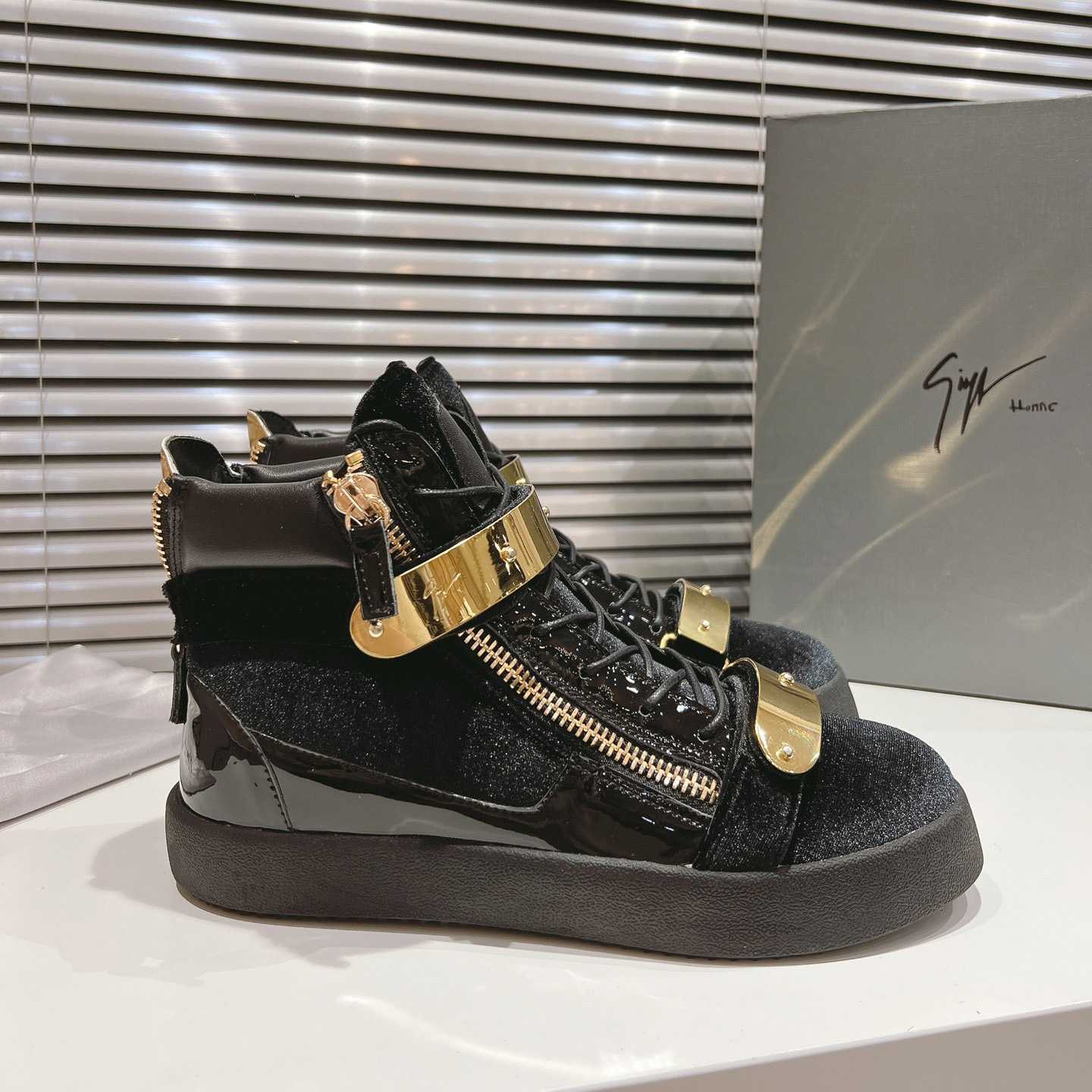 Giuseppe Zanotti Sneakers - EUR FASHION