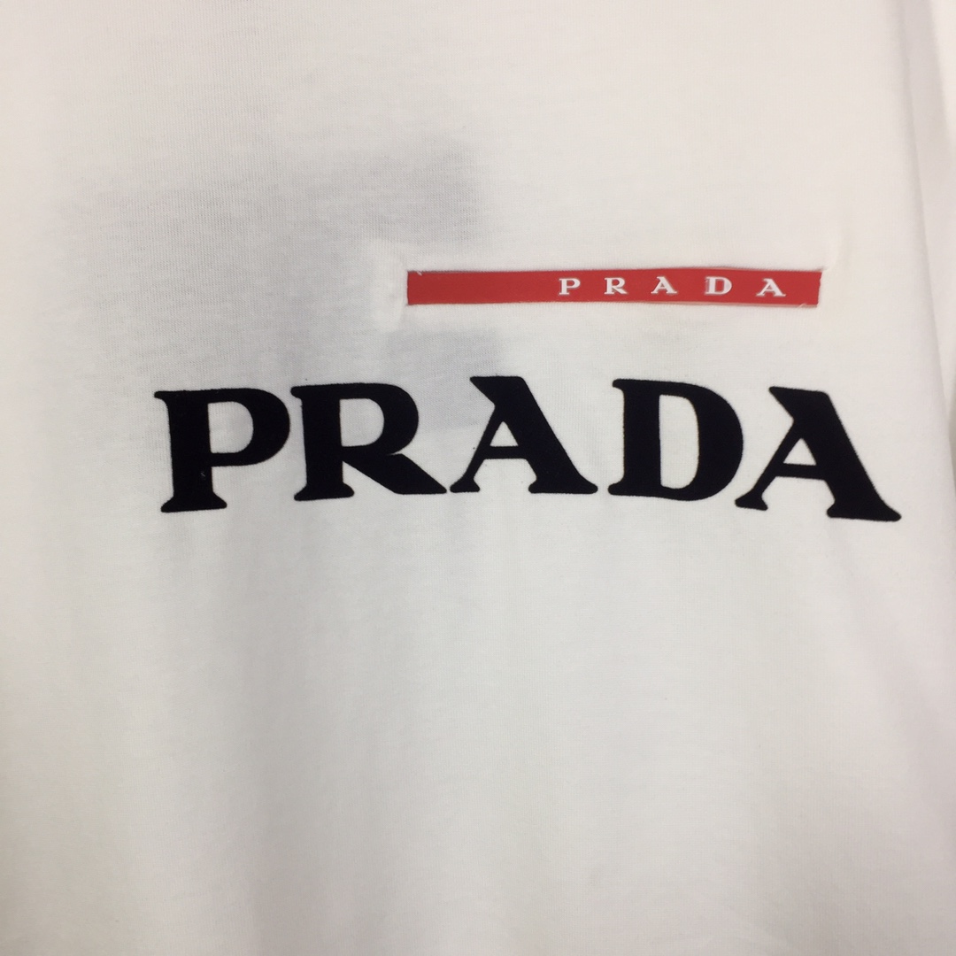 Prada Cotton  T-shirt  - EUR FASHION