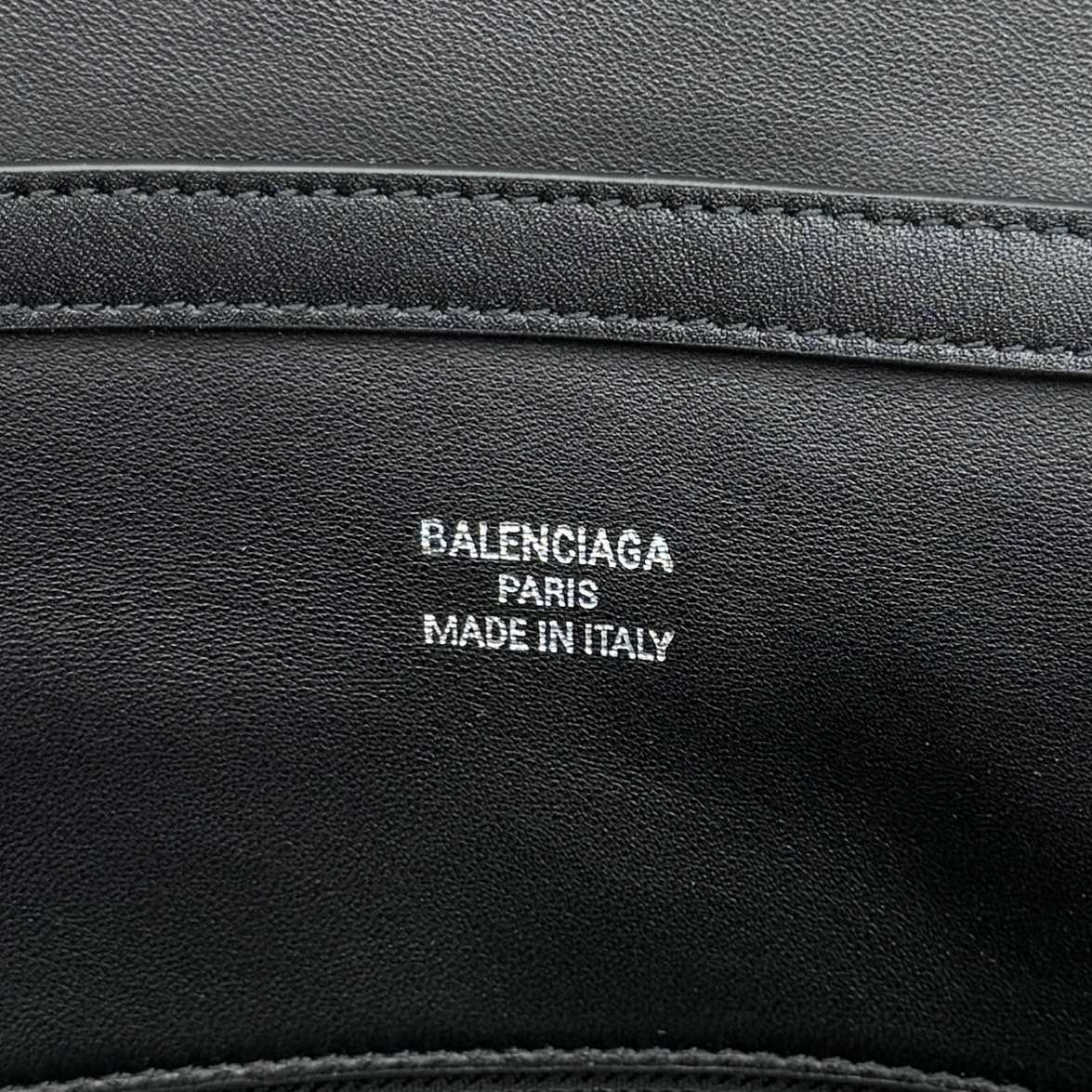 Balenciaga Rodeo Large Handbag In Black - EUR FASHION