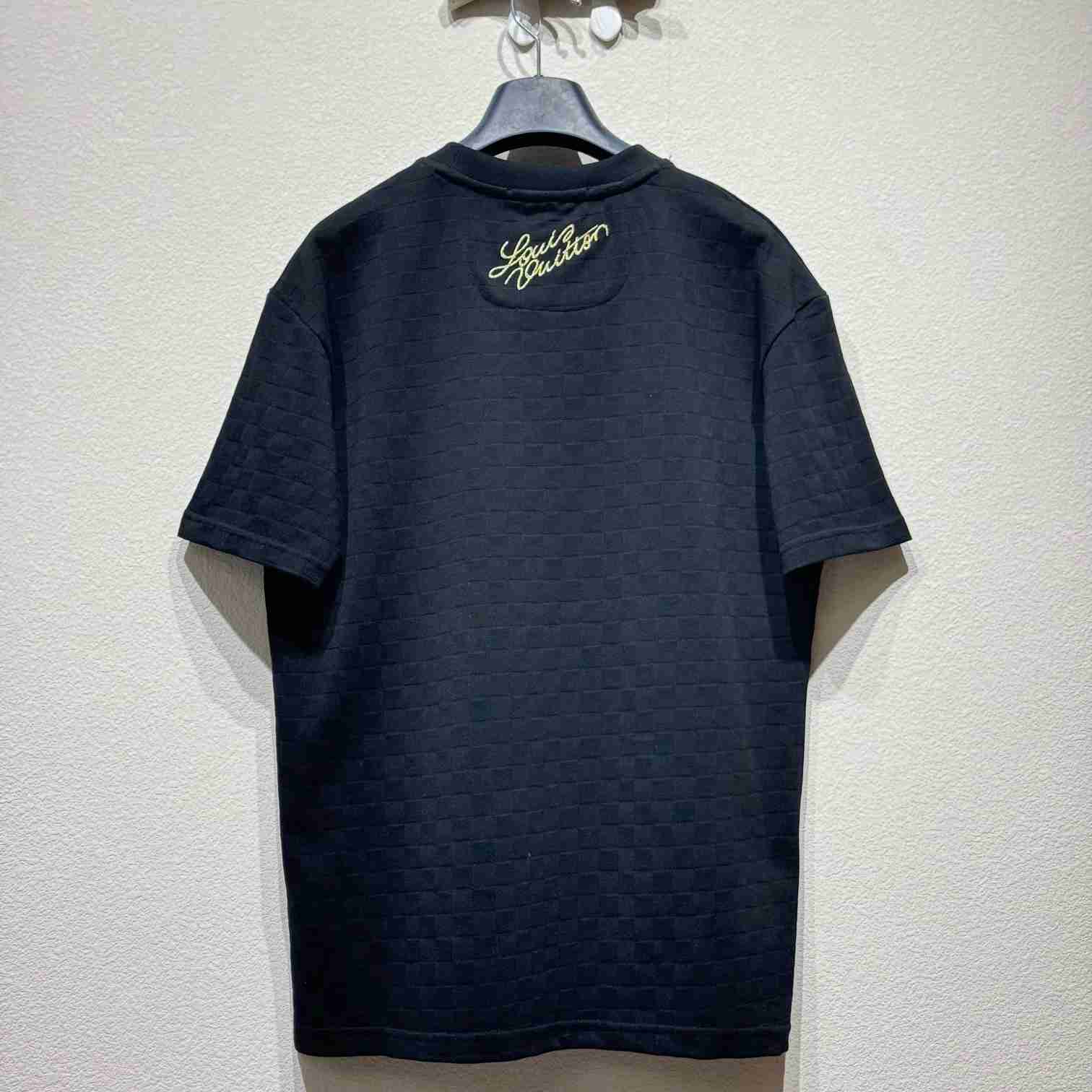 Louis Vuitton Signature Patch Cotton T-Shirt   1AGJZH - EUR FASHION