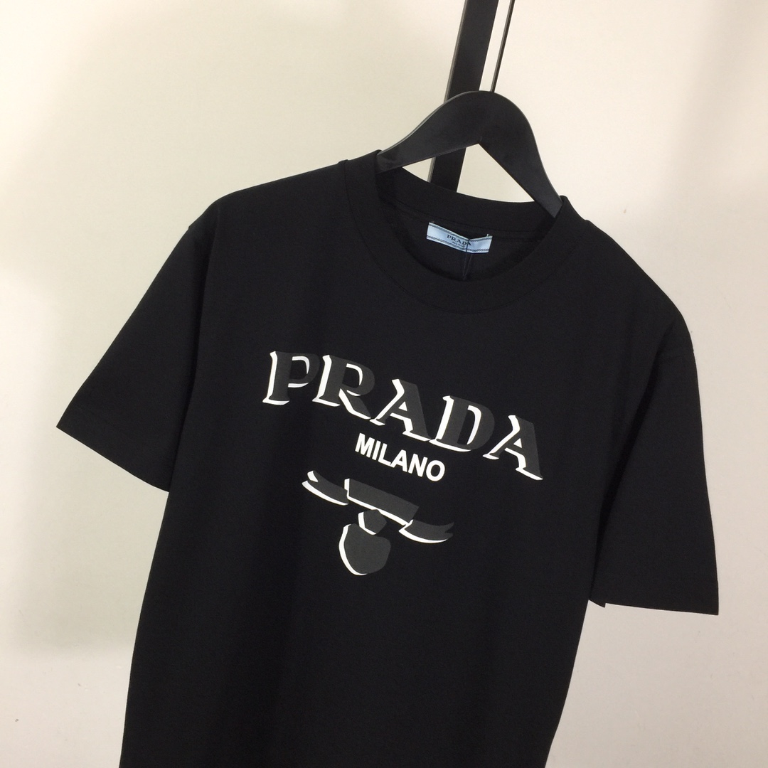 Prada Cotton  T-shirt  - EUR FASHION