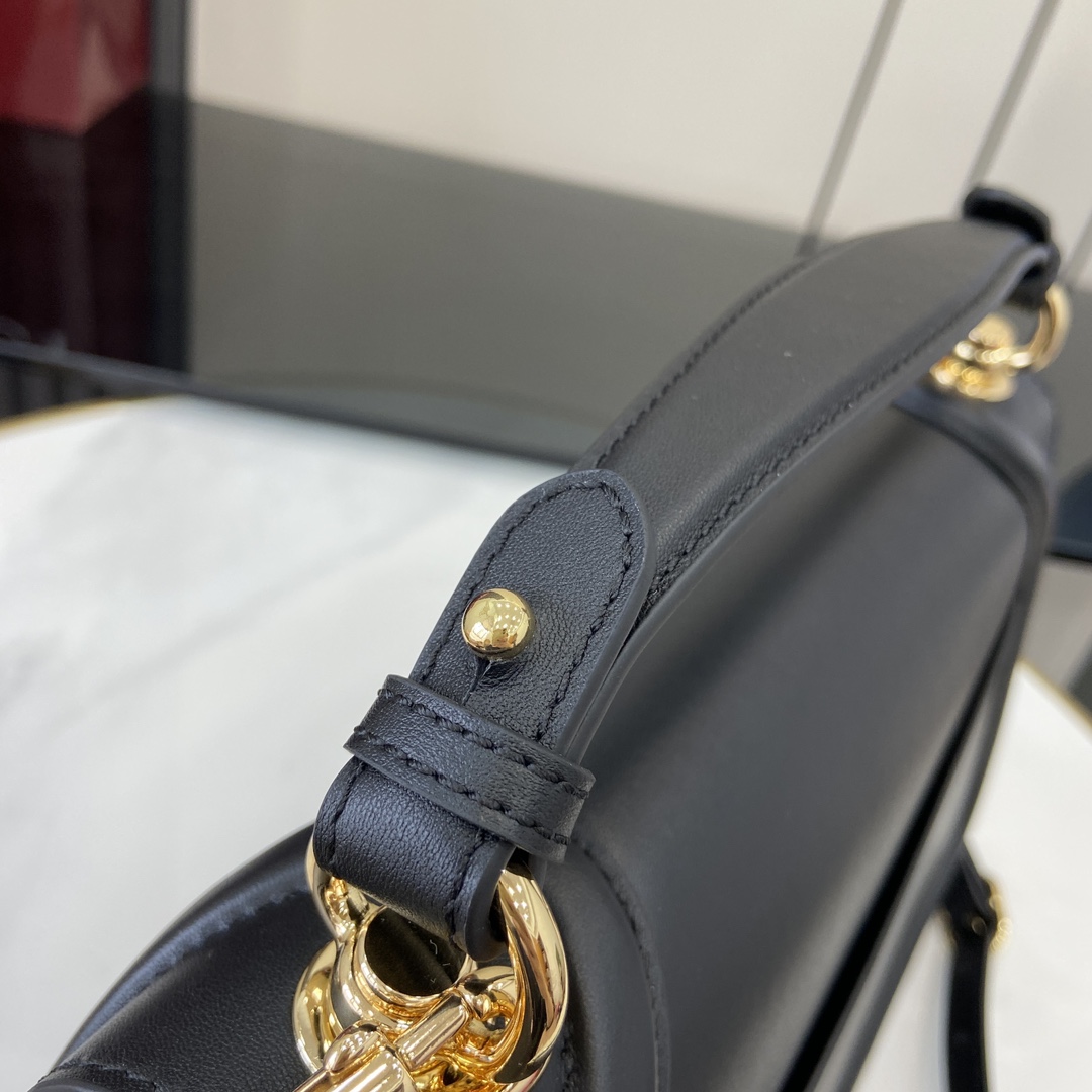 Gucci Blondie Medium Top Handle Bag - EUR FASHION